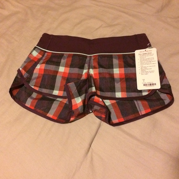 ON HOLD NWT Lululemon Speed Shorts Size 4