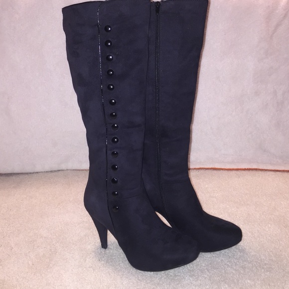 Only worn once! Black X-Appeal stylish Boots.