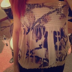 Floral Tube Top! 🌱🌺