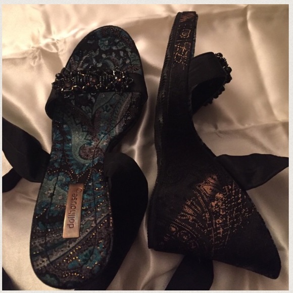 Dollhouse Ankle Wrap Wedge Heels. Style: Dizzy