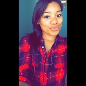 Meet your Posher, Mya