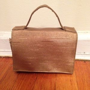 ⭐️Shiny Bronze Purse!⭐️