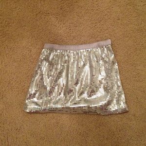 I am selling a Skirt