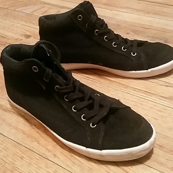 Pointer Canvas Sneakers