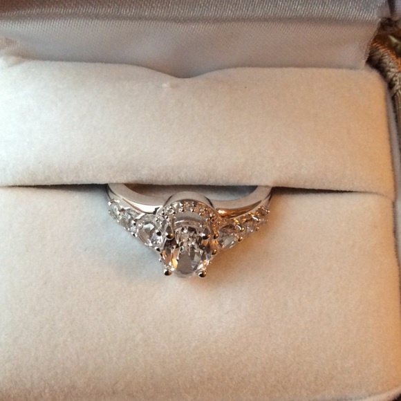 HOLD - Silver White Sapphire Cocktail Ring - Picture 3 of 4