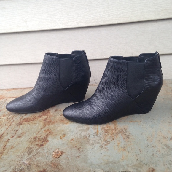 DKNY Shoes - NWT DKNY Black Wedge Ankle Boots Size 8.5