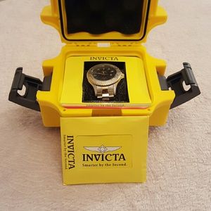 Invicta 15169SYB Men's "Pro Diver" Watch