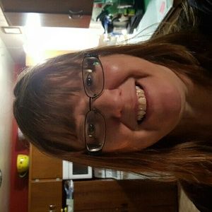 Meet your Posher, Makala