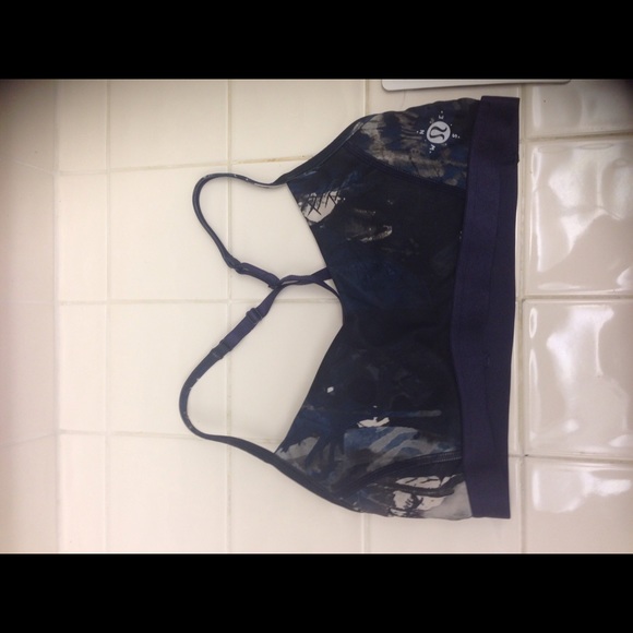 Lululemon Shala bra - Picture 4 of 7