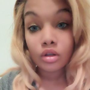 Meet your Posher, Destiny