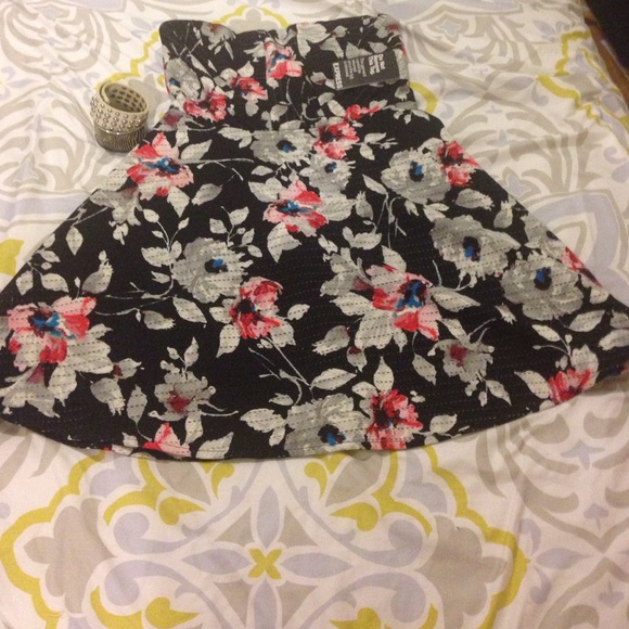 July 4th sale - Picture 3 of 4