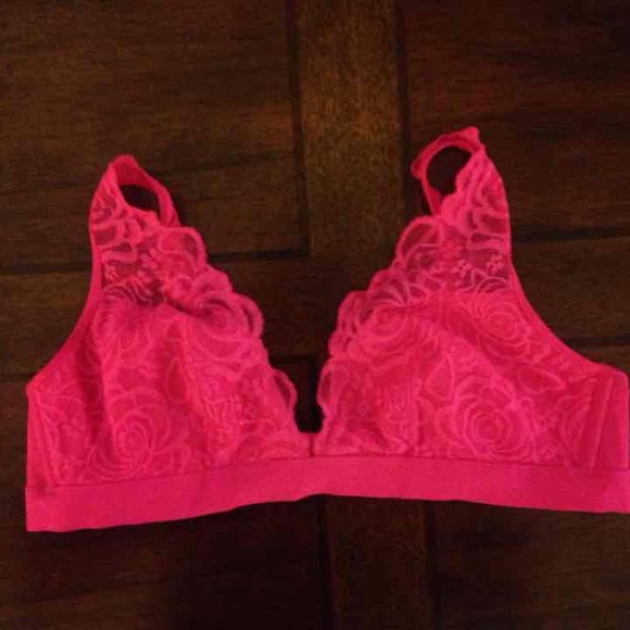 L VS Bralette