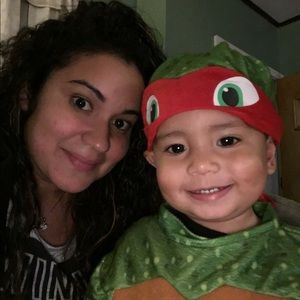 Meet your Posher, Debbie