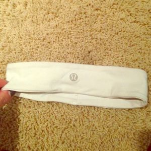 white lululemon headband