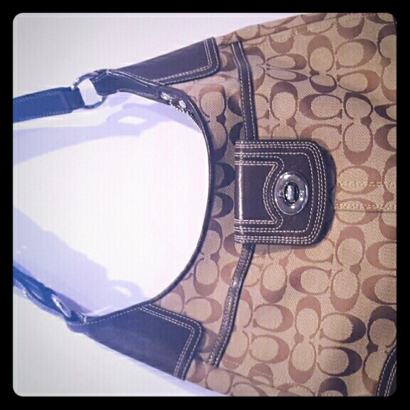 Coach shoulder bag