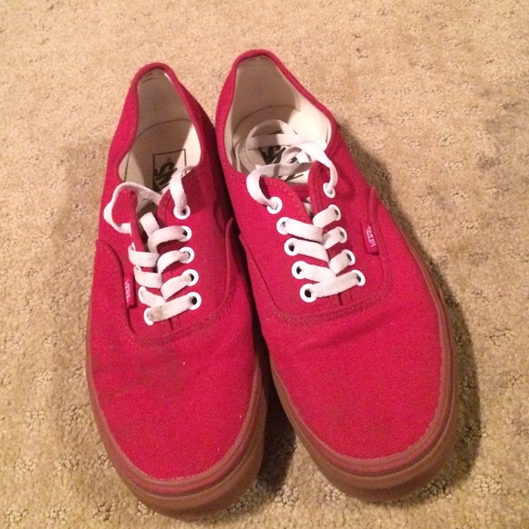 Red/White/Gum Vans