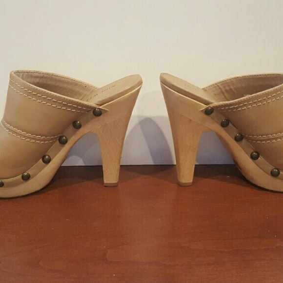 Nine West Shoes - Picture 3 of 4