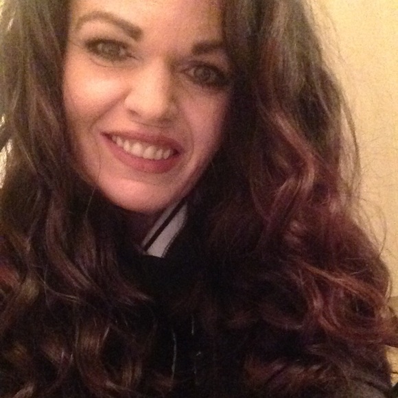 Meet your Posher, Heather - Picture 1 of 1