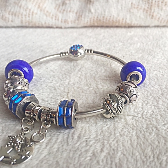 NEW PANDORA LOOK STARRY NIGHT THEME CHARM BRACELET - Picture 2 of 4