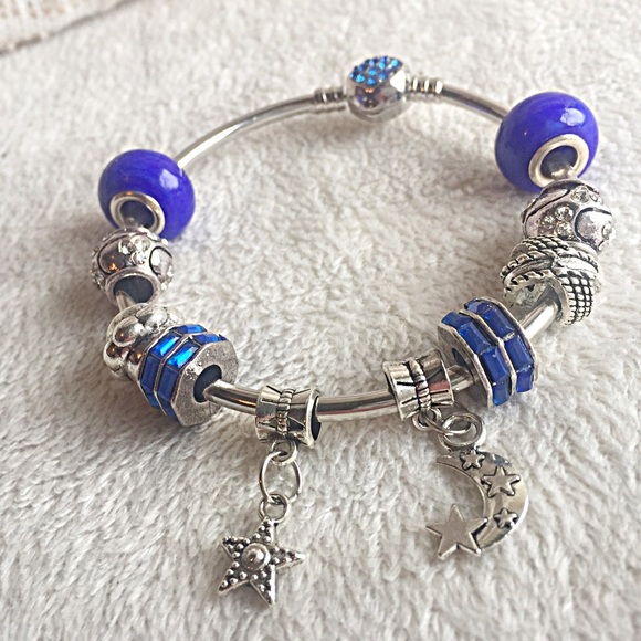 NEW PANDORA LOOK STARRY NIGHT THEME CHARM BRACELET - Picture 3 of 4