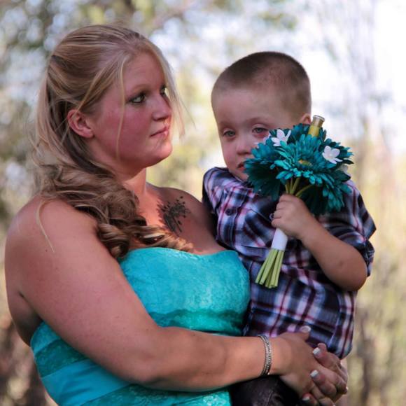 Meet your Posher, Tiara - Picture 1 of 1