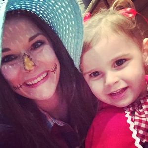 Meet your Posher, Amie