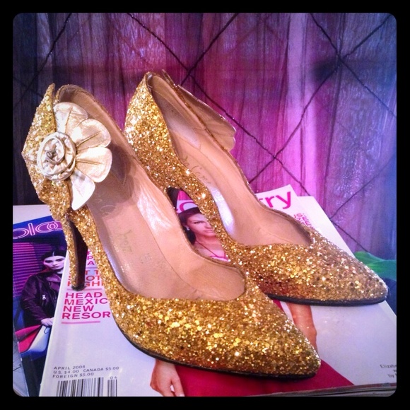 Gold shiny glitter heels
