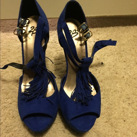 Royal suede heels
