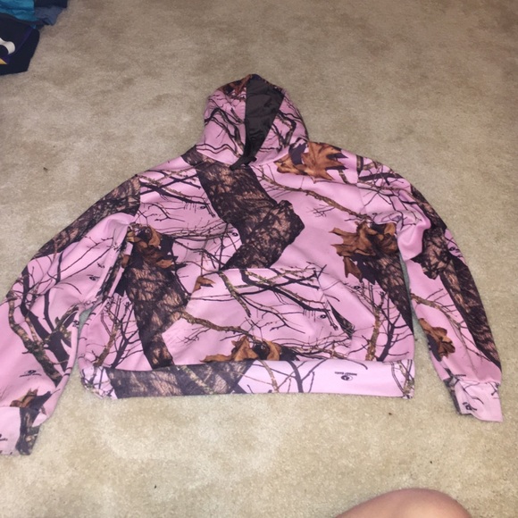 Mossy Oak Sweat shirt.