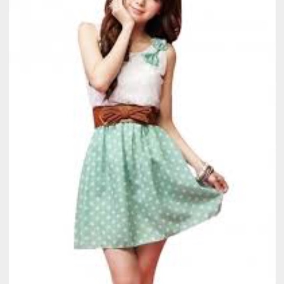 🎉💄🎉HP🎉💄🎉 Finejo Polka Dots and Lace dress