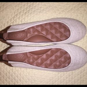 BRAND NEW reef flats. Mint condition.