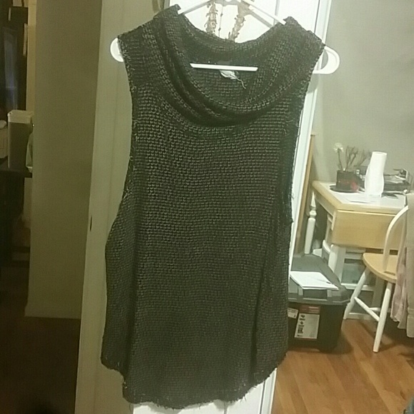 Free People cowlneck Tank! - Picture 3 of 3