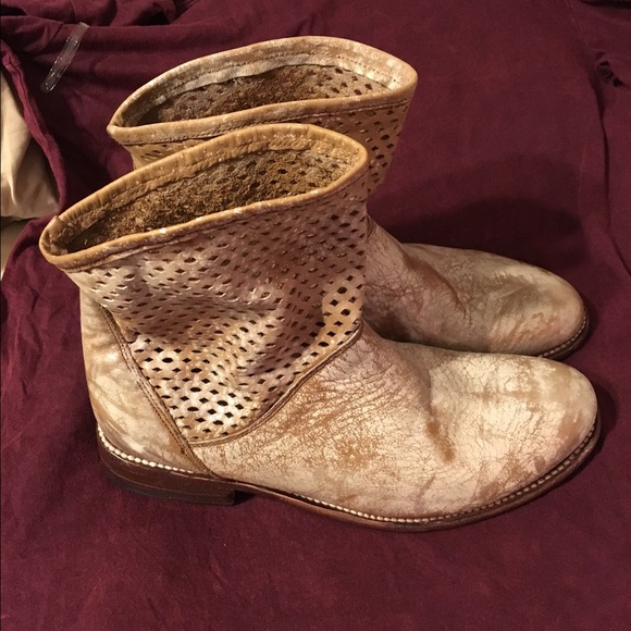SOLD! BED STU BOOTIES SIZE 10