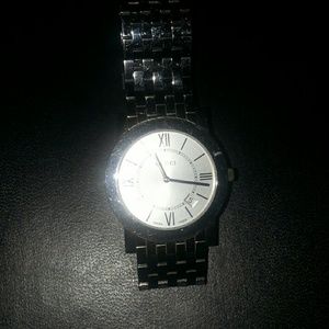 Gucci watch 5200 M.1
