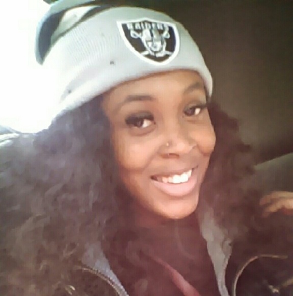 Meet your Posher, Lakiesha - Picture 1 of 1