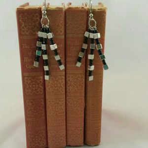 📗GWaC Java Dangle Bead Earrings - Black