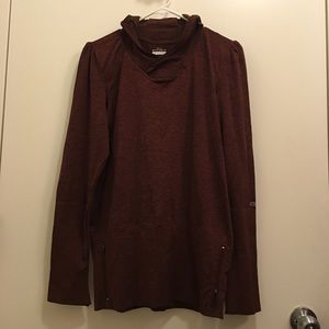 XL NWT reebok jacket. Color is a red/brown.