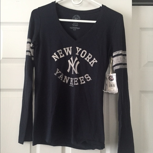SOLD! Bundle New York Yankees Tees - Picture 2 of 4