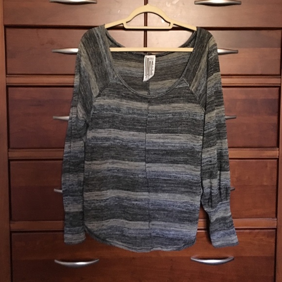 NWOT! Free people lightweight slub style sweater S