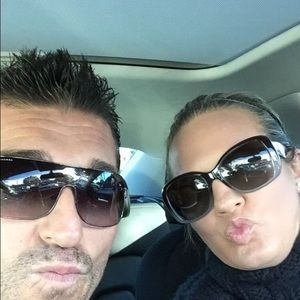 Meet your Posher, Ani