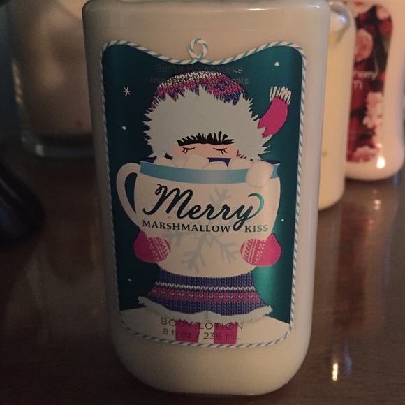 Bath & Body merry marshmallow lotion