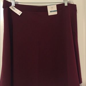 Burgundy skirt size XL