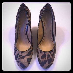 Nine West Animal wedges