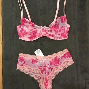 Bra/panty bundle