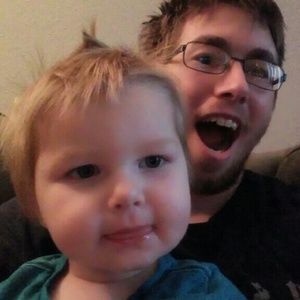 Meet your Posher, Mikel