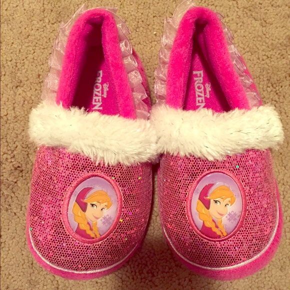 Frozen slippers