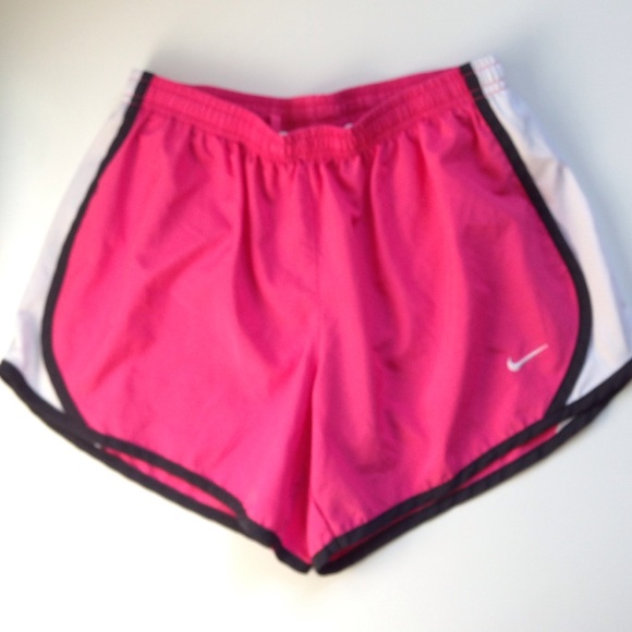 Nike Tempo Shorts Pink
