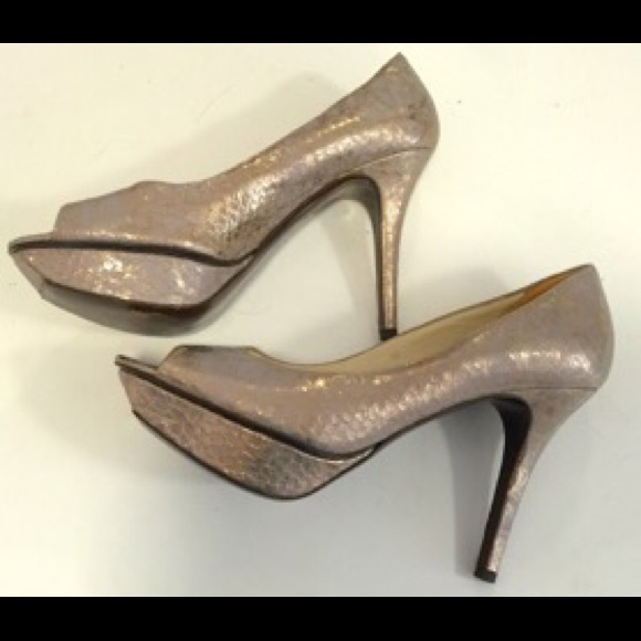 vera wang lavender shoes