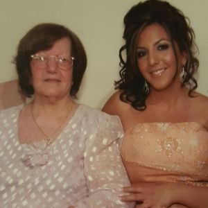 Meet your Posher, Angela