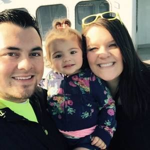 Meet your Posher, Abigail